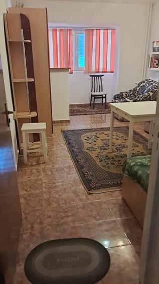 Apartament cu 2 camere decomandat în Rahova