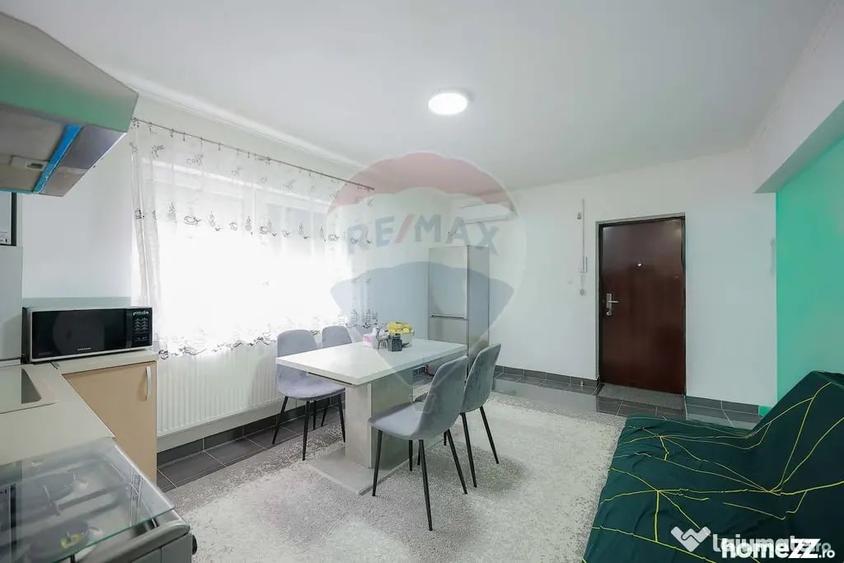 Apartament cu 3 camere decomandat în Spitalul Județean