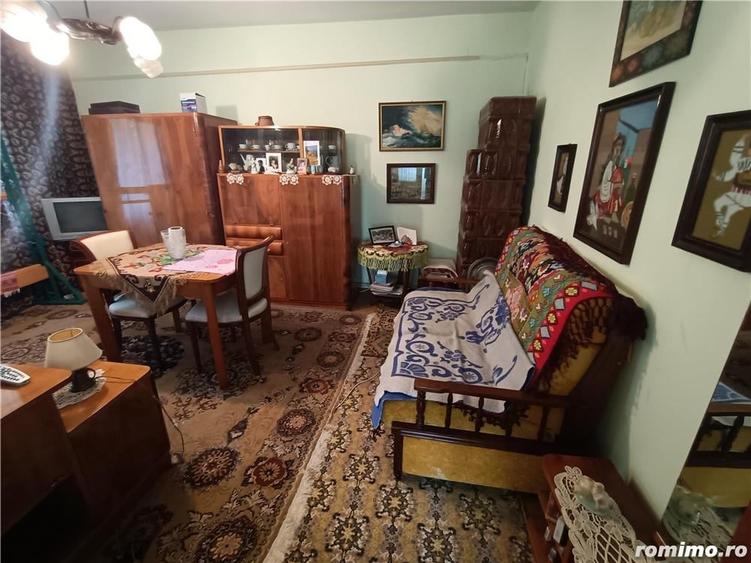 Casă cu 4 camere cu Teren 2200 Mp în Pianu