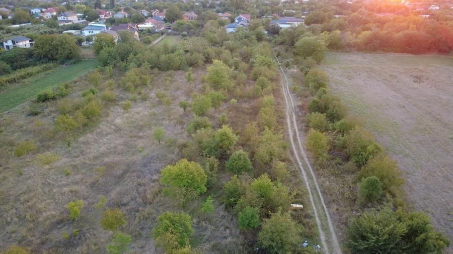 Teren agricol intravilan de 14000 mp, în Nord-Vest