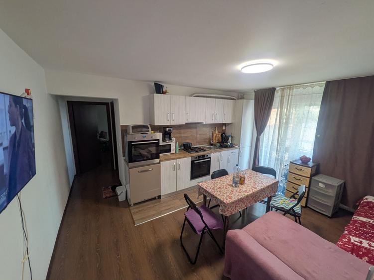 Apartament cu 2 camere semidecomandat în Lugojului