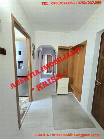 Apartament cu 3 camere decomandat în Exercițiu