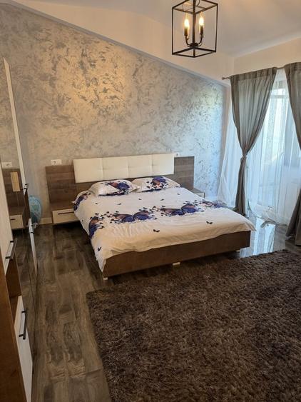 De vanzare Apartament cu 3 camere, terasa generoasa si 3 locuri de parcare zona 1 Mai, Lidl - 4