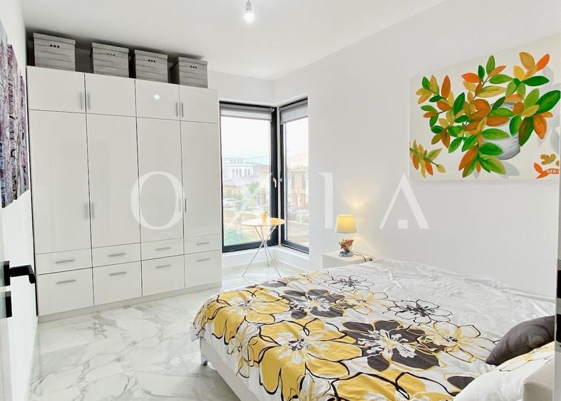 Duplex cu 4 camere cu Canalizare în Dumbrăvița
