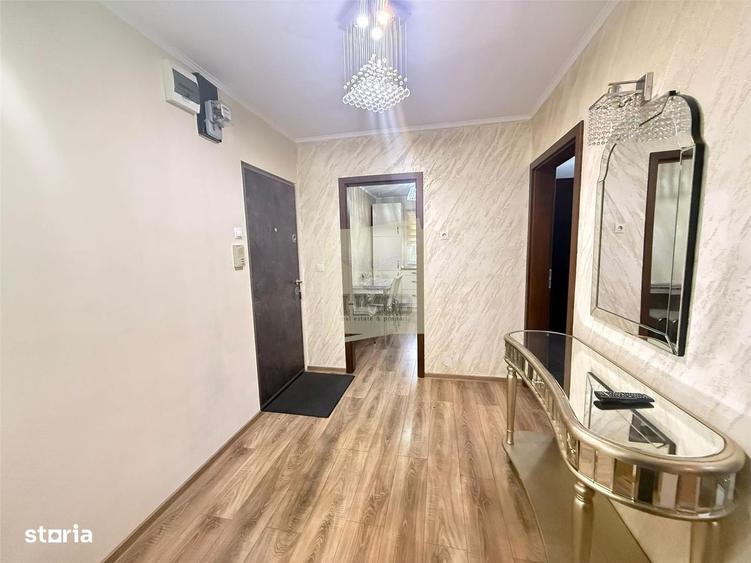 Apartament cu 3 camere decomandat, mobilat în Calea Dumbrăvii