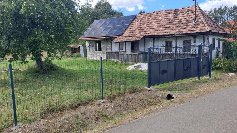 Casă cu 2 camere în Central