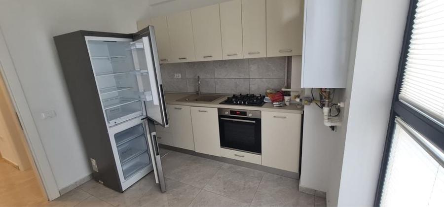 Apartament cu 2 camere decomandat în Energia