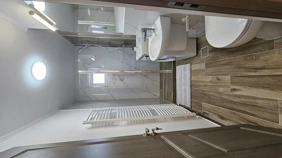 Apartament cu 2 camere semidecomandat în Gojdu