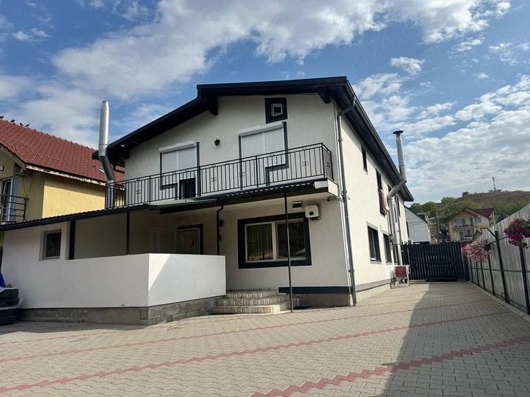 Casă cu Teren 600 Mp în Borhanci