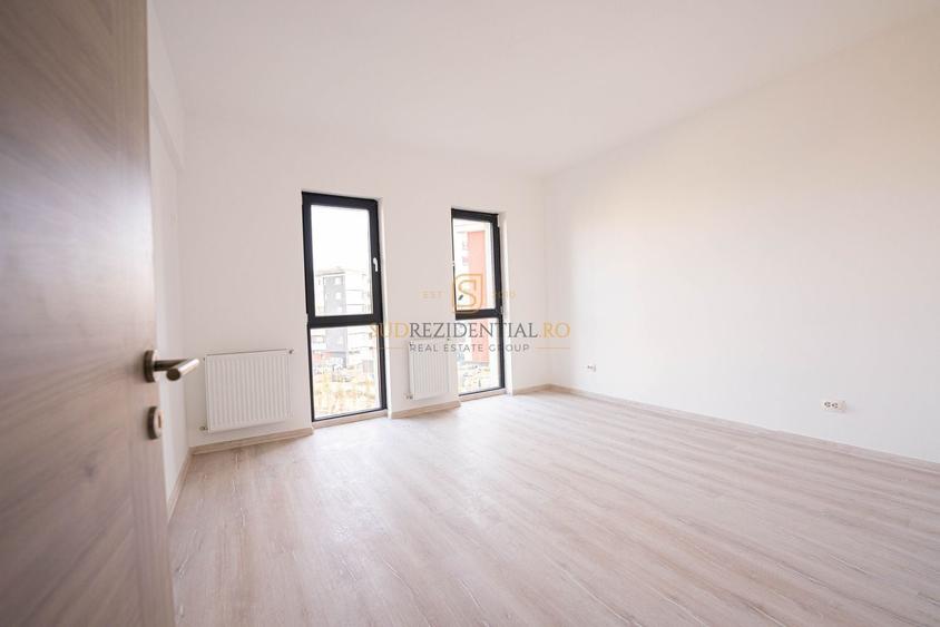 Apartament cu 3 camere decomandat în Metalurgiei