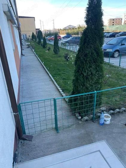 Vind apartament 2 camere unic(tip casa) - 2