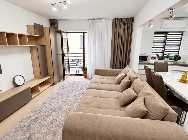 Apartament cu 2 camere decomandat în Dumbrăvița