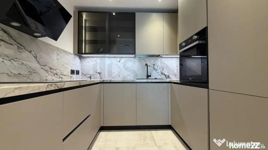Apartament cu 3 camere semidecomandat în Floreasca