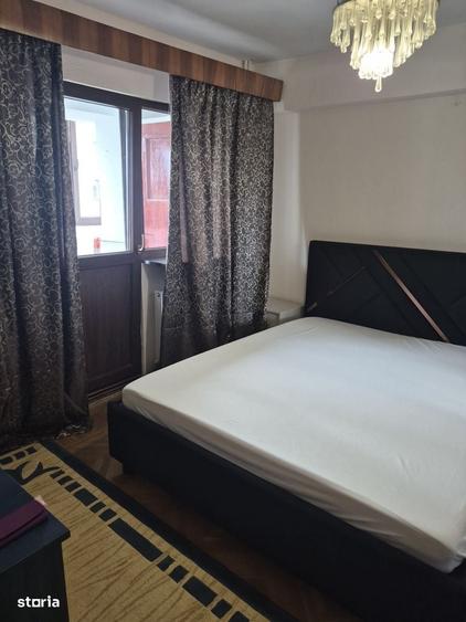 Proprietar inchiriez apartament 3 camere Ramada Craiova - 3