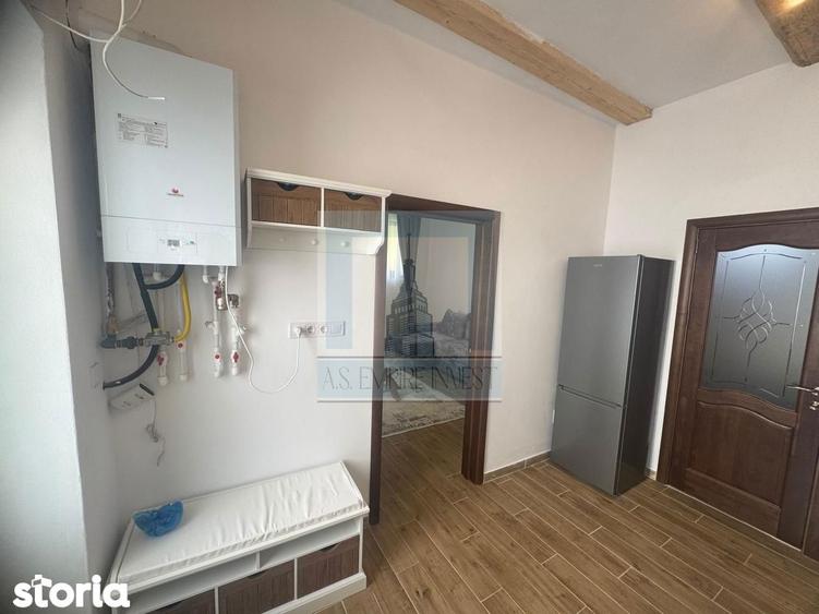 Casă cu 2 camere cu Canalizare în Schei