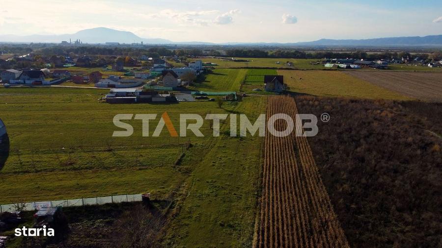 Teren de 3000 mp, în Bod