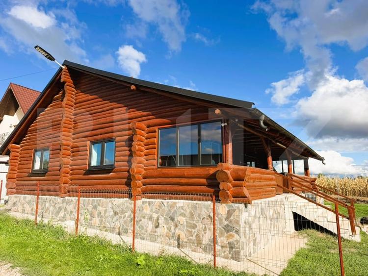 Casă individuală cu 3 camere cu Teren 389 Mp în Periferie