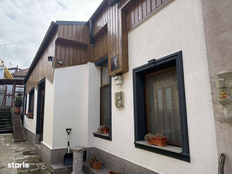 Apartament cu 3 camere decomandat în Bartolomeu