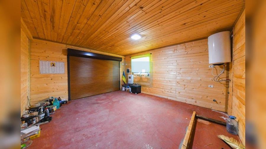 Casă cu 2 camere cu Garaj în Tioltiur