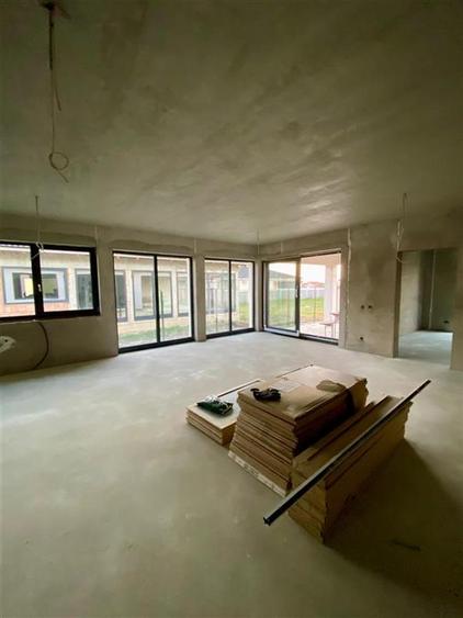 Casă cu 3 camere cu Teren 500 Mp în Tokai