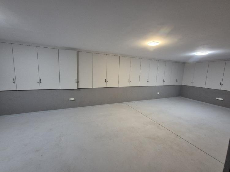 Casă cu 8 camere cu Teren 100 Mp în Parcul Carol