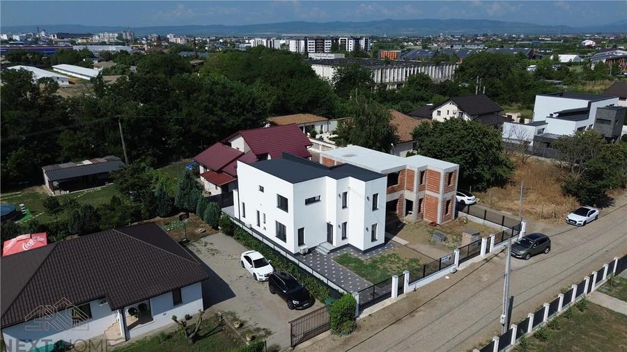 Casă individuală cu 4 camere cu Canalizare în Exterior Nord