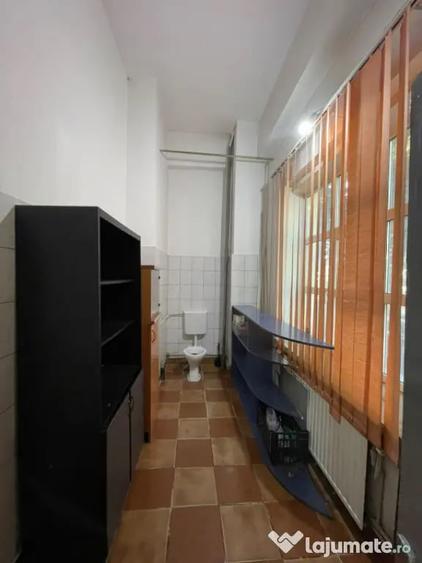 Spațiu comercial, de 96 mp, în Brazda lui Novac