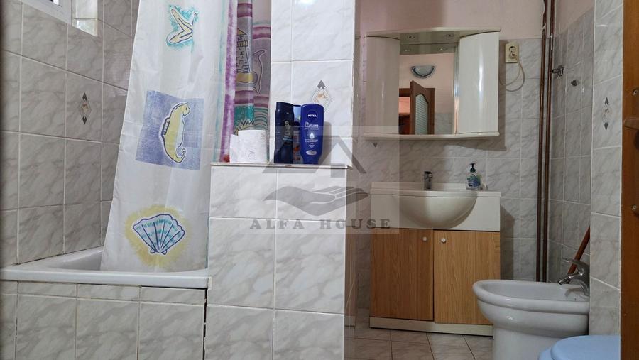 Apartament cu 4 camere circular, mobilat în Ultracentral
