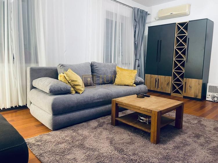 Apartament cu 2 camere semidecomandat, mobilat în Take Ionescu