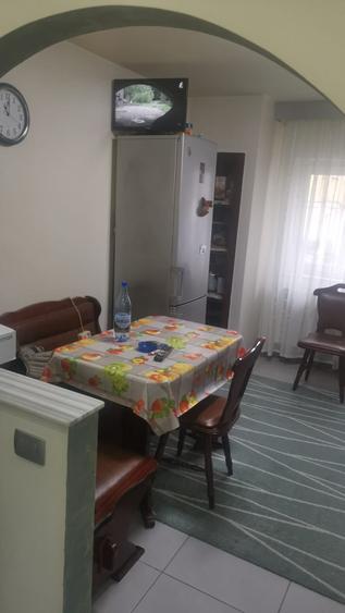 Apartament cu 3 camere decomandat în Ultracentral