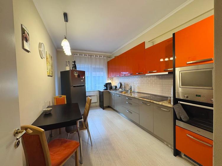 Apartament cu 3 camere decomandat în Semicentral