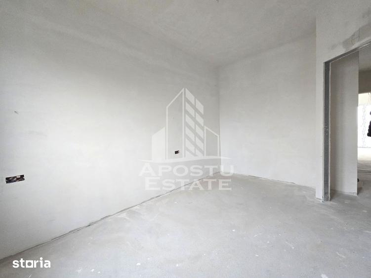 Jumatate de duplex de vanzare, Parter + Etaj, 5 camere si 2 bai, Sag - 17