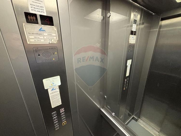 Apartament cu 2 camere decomandat în Periferie