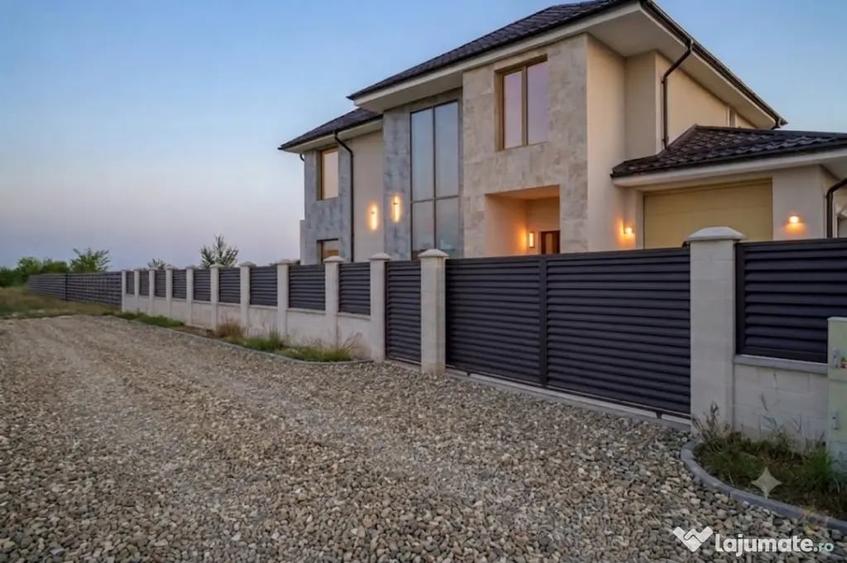 Casă cu 4 camere cu Teren 996 Mp în Corbeanca