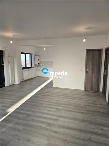 Casă individuală cu 3 camere cu Canalizare în Bucium