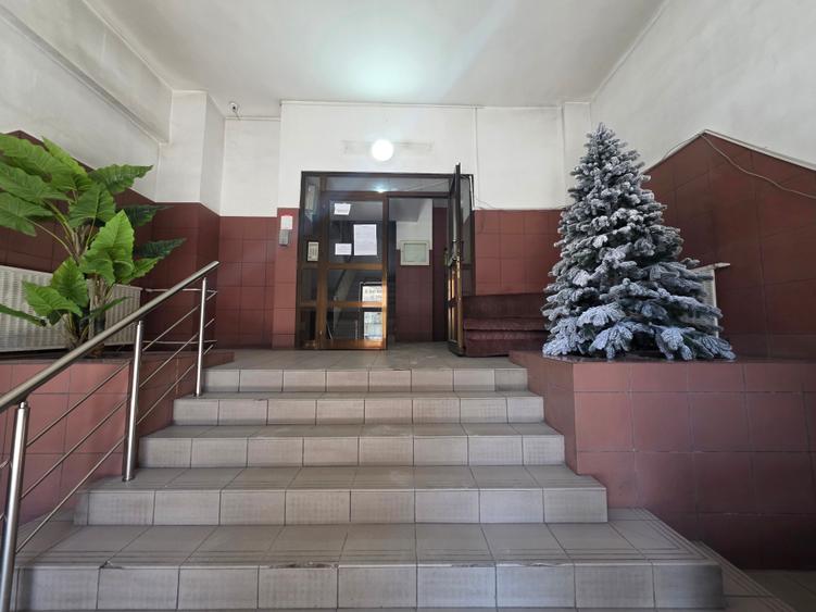 Apartament cu 2 camere decomandat în Națiunile Unite