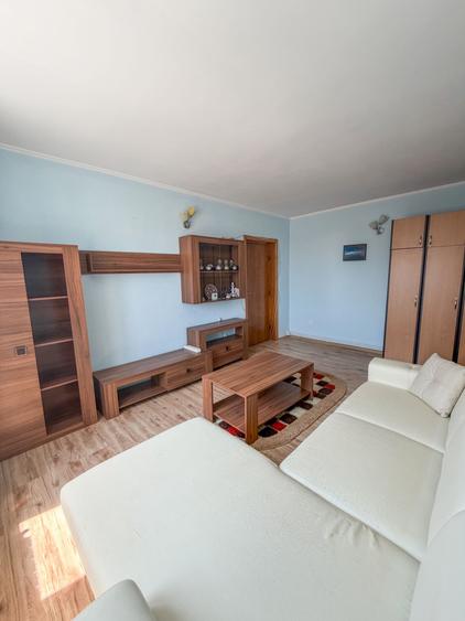 Apartament cu 2 camere semidecomandat în Năvodari Tabără