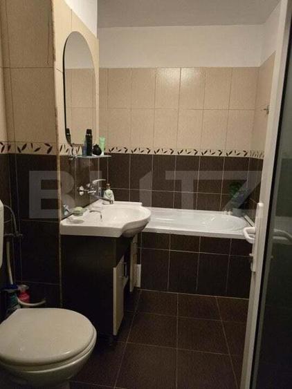 Apartament cu 3 camere în Soarelui