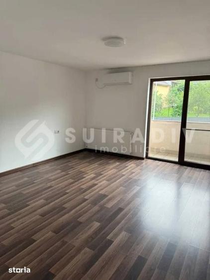 Casă cu 5 camere cu Teren 60 Mp în Florești