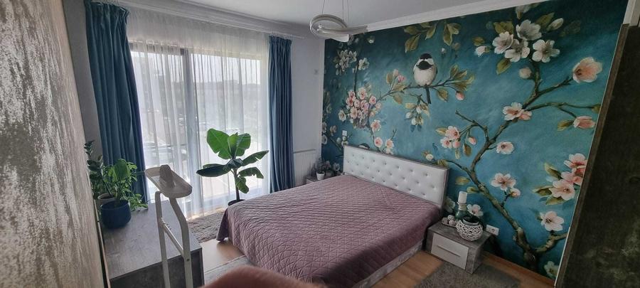 Apartament cu 2 camere decomandat în Exterior Vest