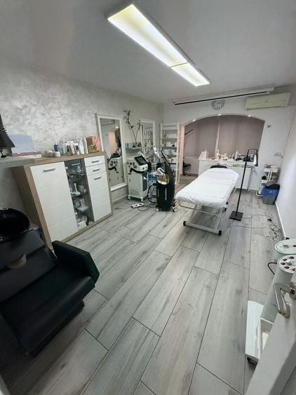 Spațiu comercial, de 66 mp, în Apusului