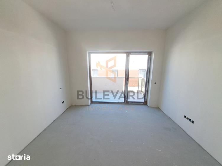 Casă cu 4 camere cu Teren 250 Mp în Florești