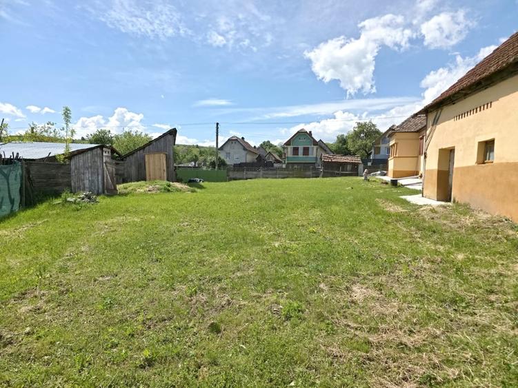 Casă cu 3 camere cu Teren 417 Mp în Central