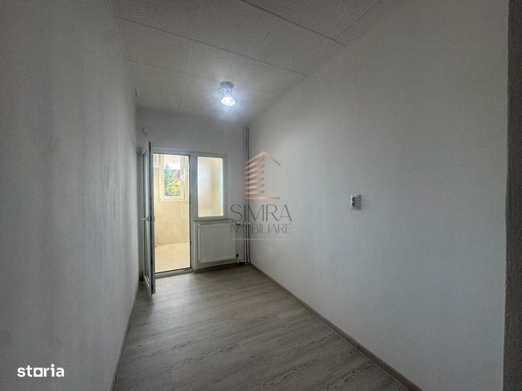 Apartament cu 2 camere decomandat în Sânmartin