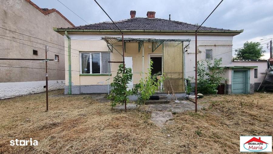 Casă cu 3 camere cu Teren 421 Mp în Titulescu