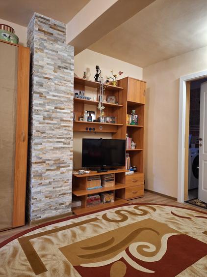 Casă cu 4 camere în Petros