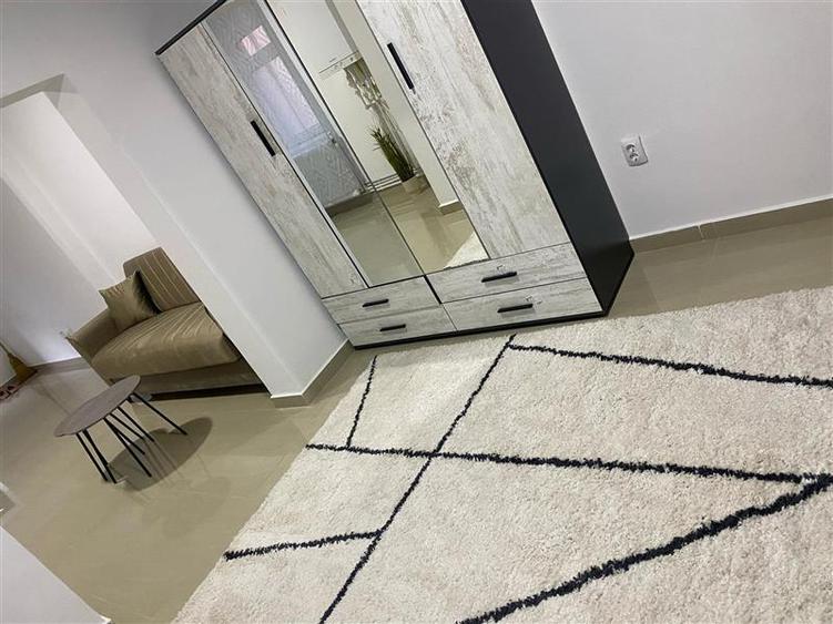 Apartament cu 2 camere nedecomandat în Gara de Nord