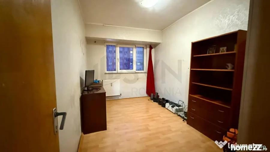 Apartament cu 4 camere decomandat în Colentina