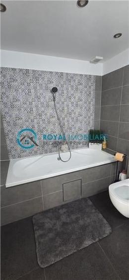 Apartament cu 3 camere decomandat, mobilat în Albert