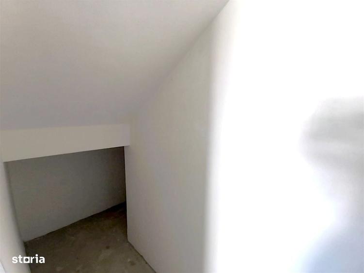 Casă cu 4 camere cu Teren 474 Mp în Șcheia